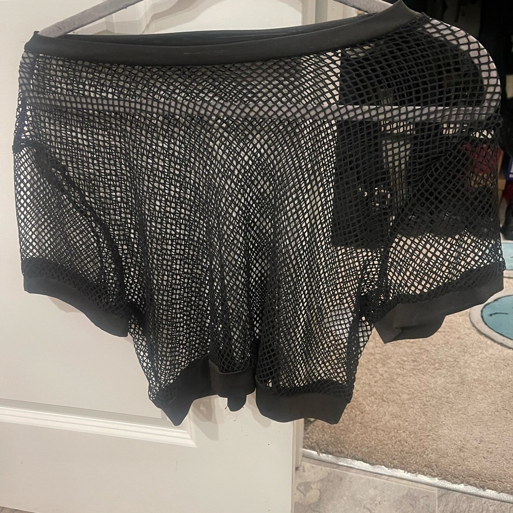 Chic Black Mesh crop top